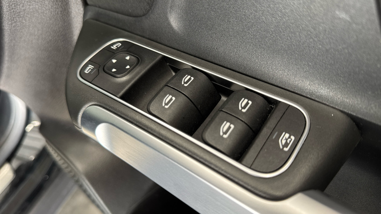 Mercedes-Benz GLB 200 AMG Line 5dr 7G-Tronic Petrol Estate